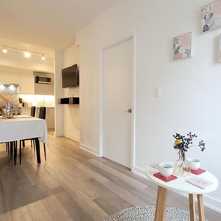 Lovely 3 Bedrooms In University Of 토론토 외부 사진